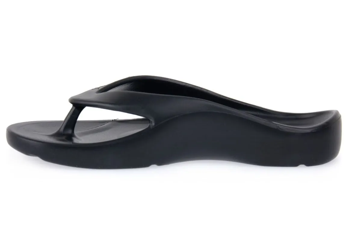 PETER LEGWOOD NERO SHARK