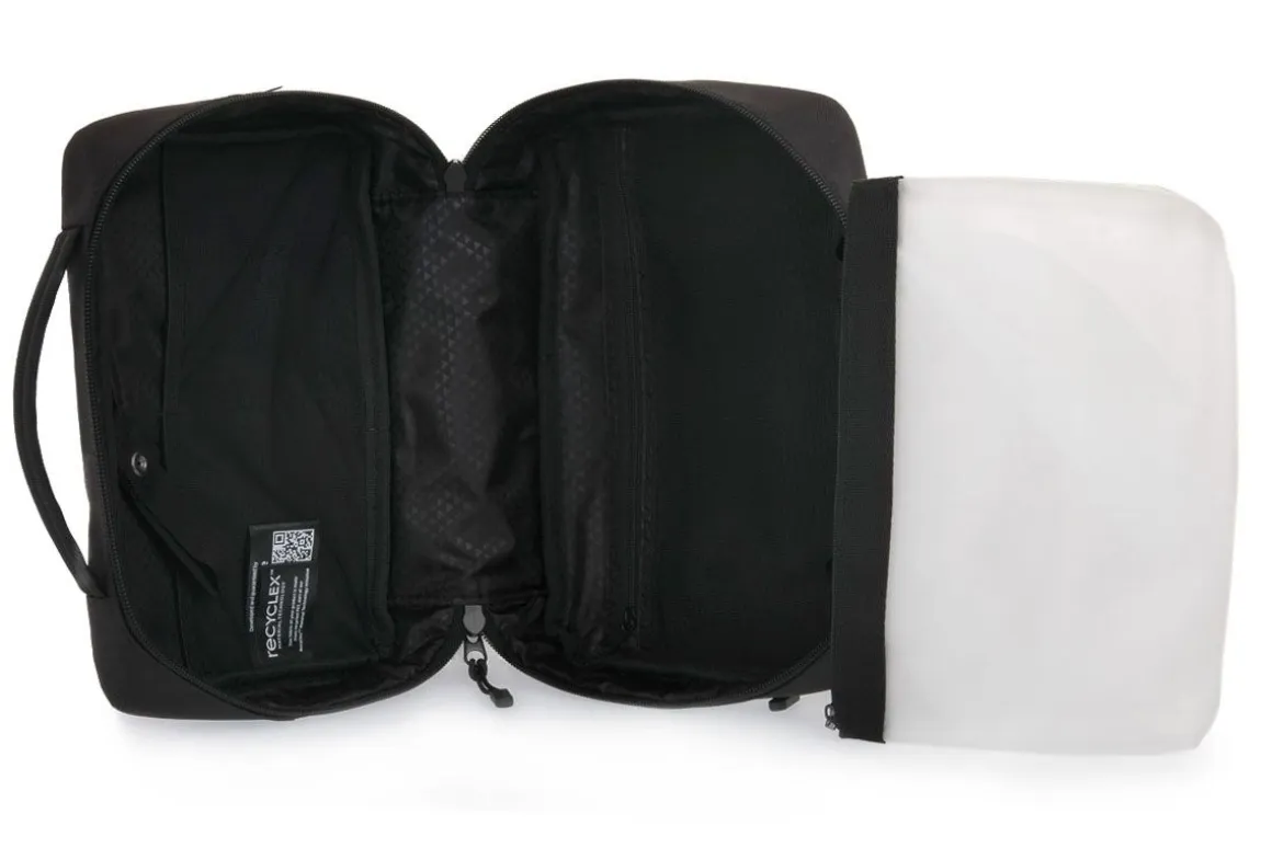 SAMSONITE 003 STACKD HANGING TOILET KIT