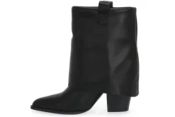 STEVE MADDEN LARK BLACK
