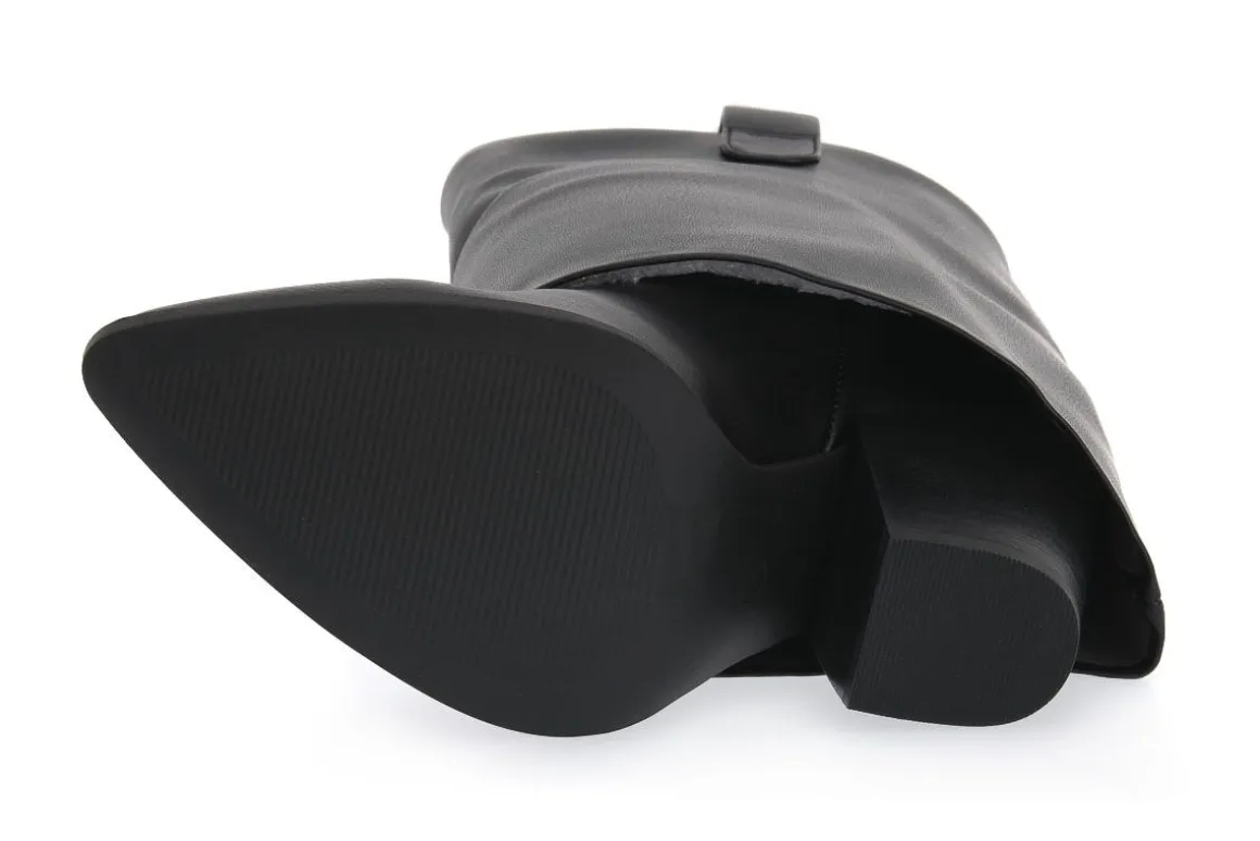 STEVE MADDEN LARK BLACK