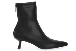 STEVE MADDEN SELECTION BLACK