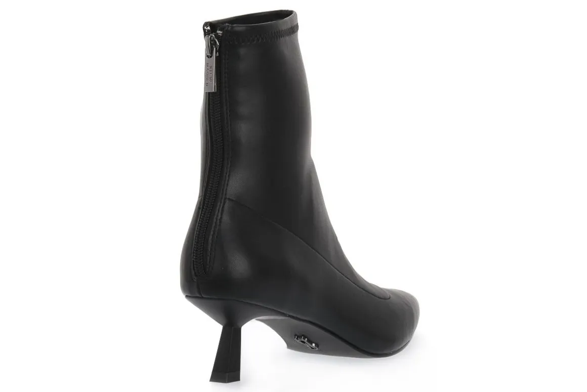 STEVE MADDEN SELECTION BLACK