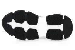STEVE MADDEN WHT POSSESSION