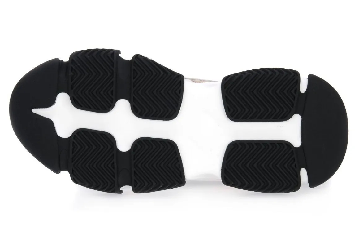 STEVE MADDEN WHT POSSESSION