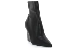 STEVE MADDEN SERBIA BLEACK