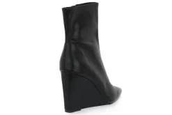 STEVE MADDEN SERBIA BLEACK