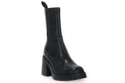 VAGABOND BROOKE COW LEA
